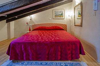 Residence Marco Polo Ровин Екстериор снимка